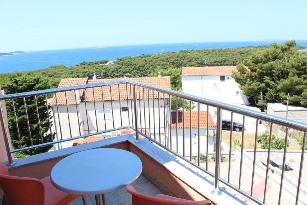 Apartment Visum Primošten Esterno foto